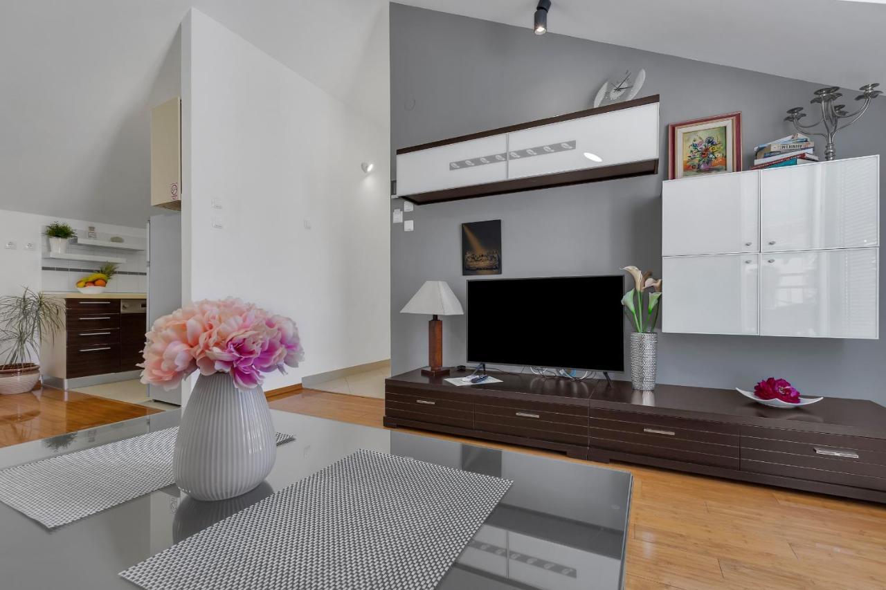 Luxury City Center Apartments Makarska Zewnętrze zdjęcie