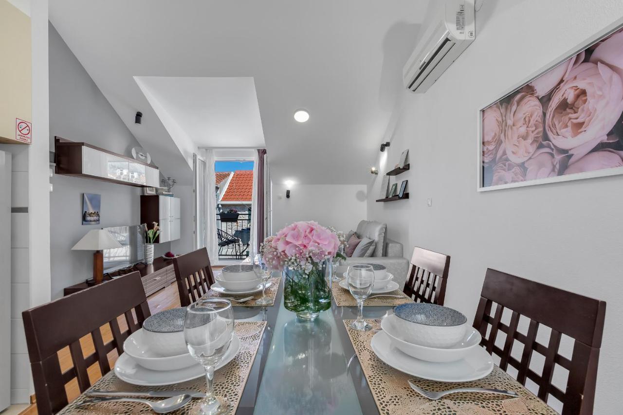 Luxury City Center Apartments Makarska Zewnętrze zdjęcie